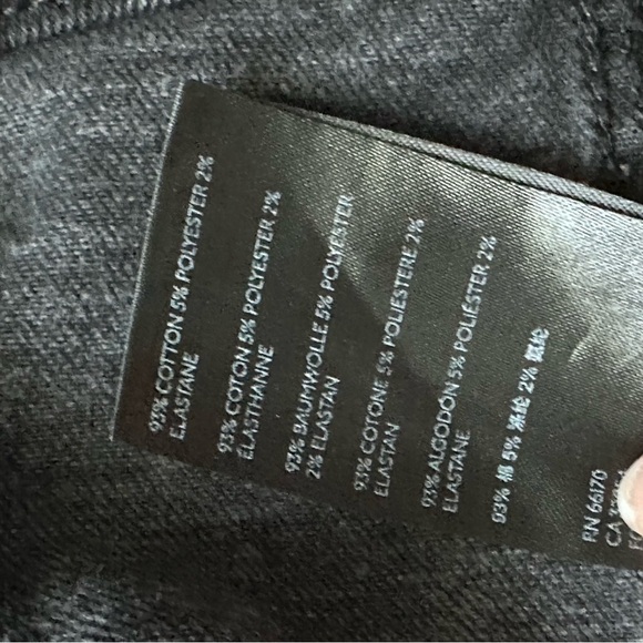 We The Free Black Denim Mini Skirt Front Zipper Stretch Material size 31 - Picture 4 of 6